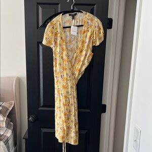 Forever 21 Yellow Floral Midi Dress